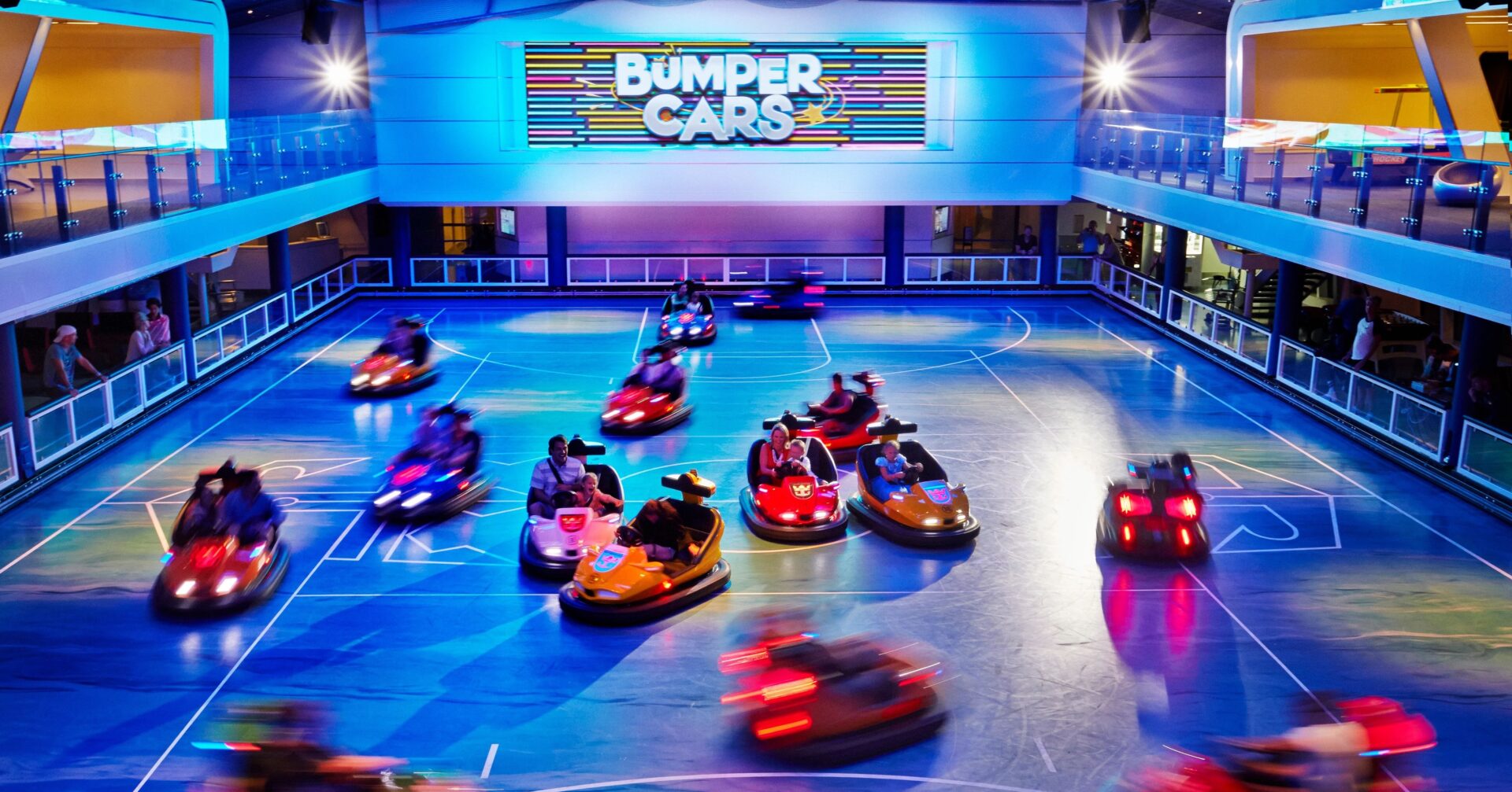 Bumper cars na statku samochodziki
